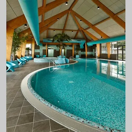 Cube Exclusiv - Lakehouse With Lakeview *
