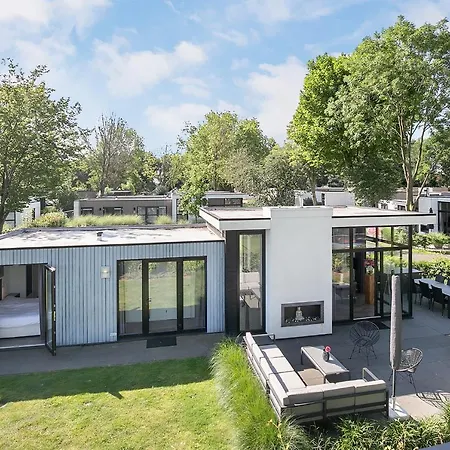 Holiday home Cube Exclusiv - Lakehouse With Lakeview *