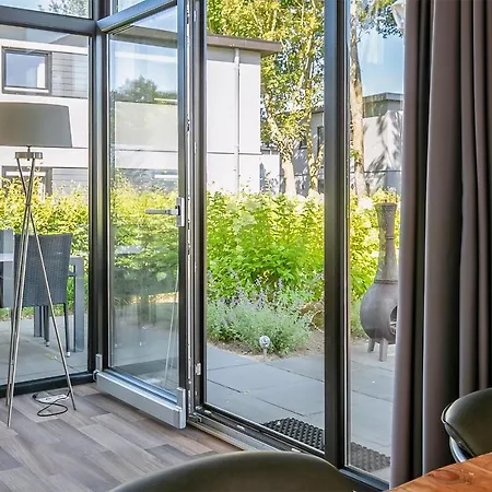 Cube Exclusiv - Lakehouse With Lakeview Holiday home Hulshorst