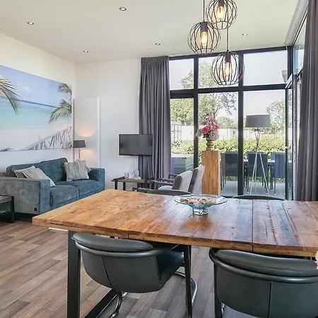 Cube Exclusiv - Lakehouse With Lakeview Holiday home Hulshorst
