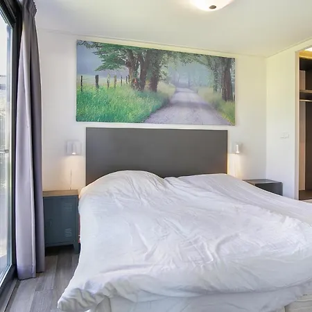 Holiday home Cube Exclusiv - Lakehouse With Lakeview *
