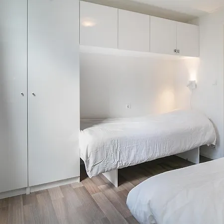 Cube Exclusiv - Lakehouse With Lakeview Hulshorst